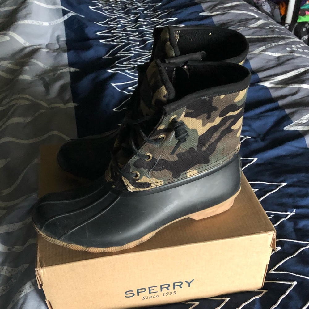 Camo Sperrys!!